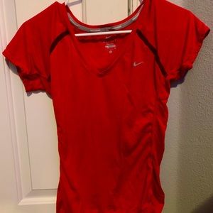 Nike running top